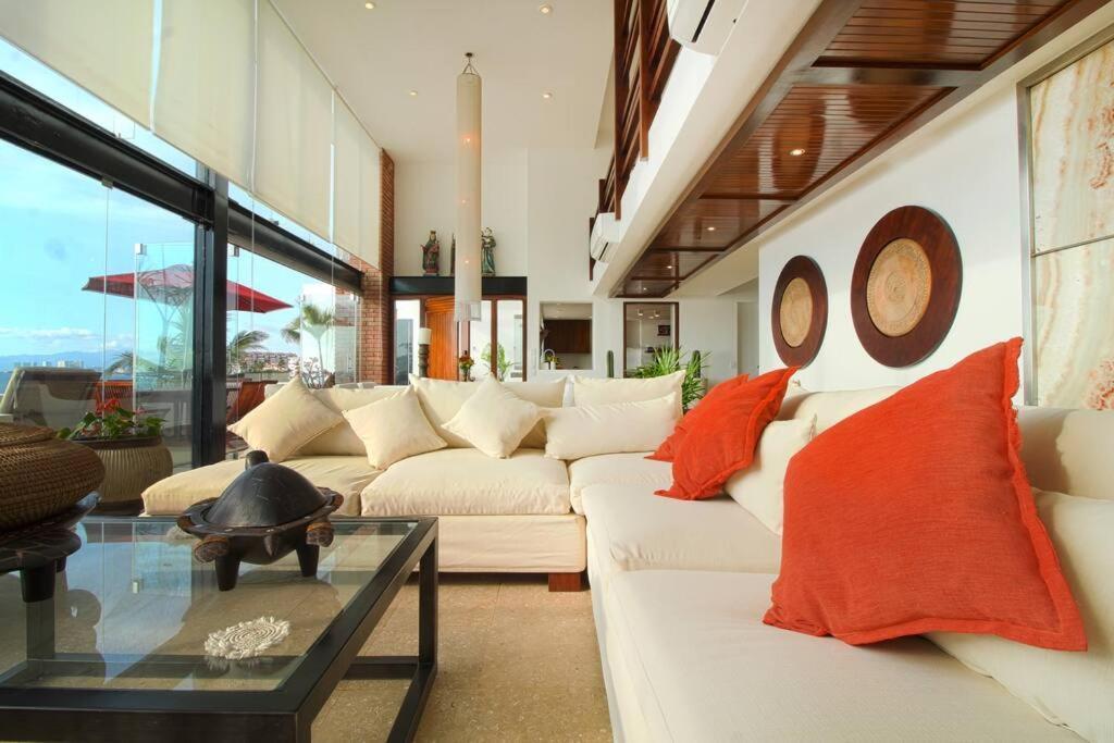Two-Story Beachfront Oasis Puerto Vallarta Exterior photo