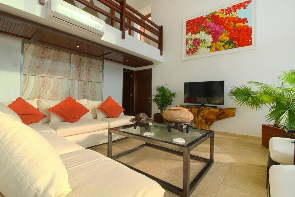 Two-Story Beachfront Oasis Puerto Vallarta Exterior photo