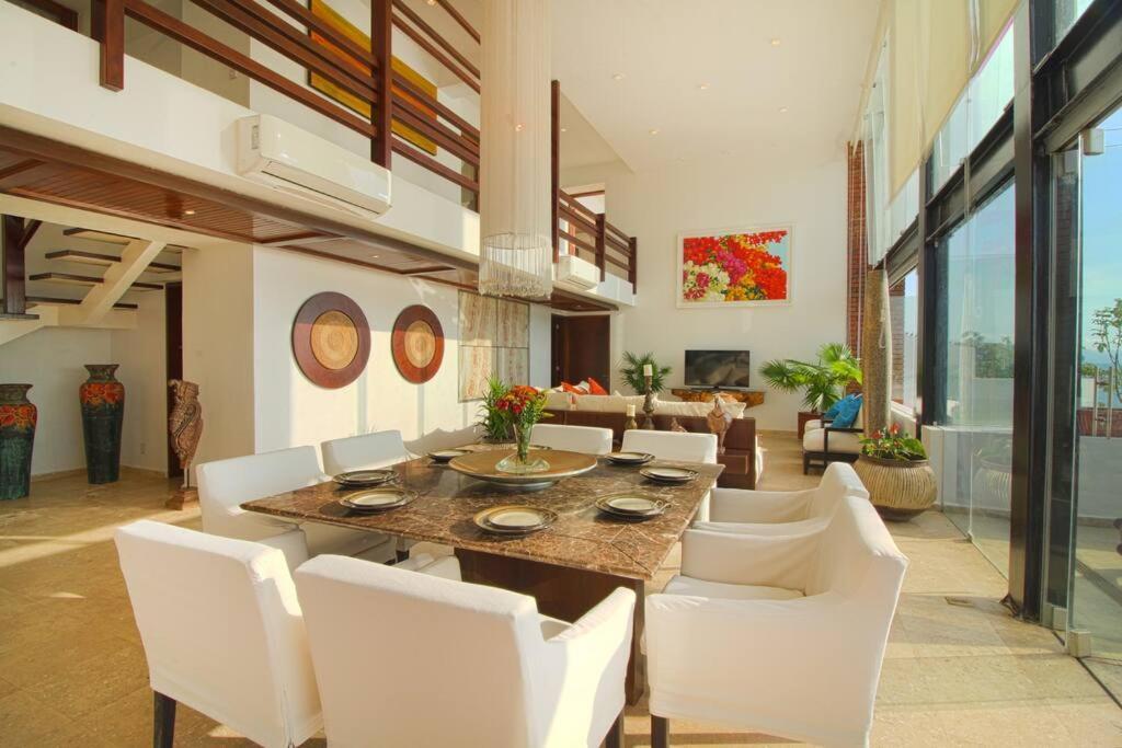 Two-Story Beachfront Oasis Puerto Vallarta Exterior photo